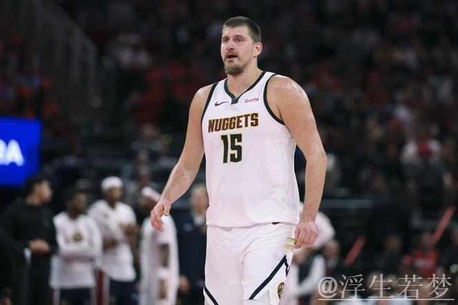 约基奇第11次真实命中率90%以上砍下30+分,超越杜兰特升至历史第三 约基奇第11次真实命中率90%以上砍下30+分,超越杜兰特升至历史第三